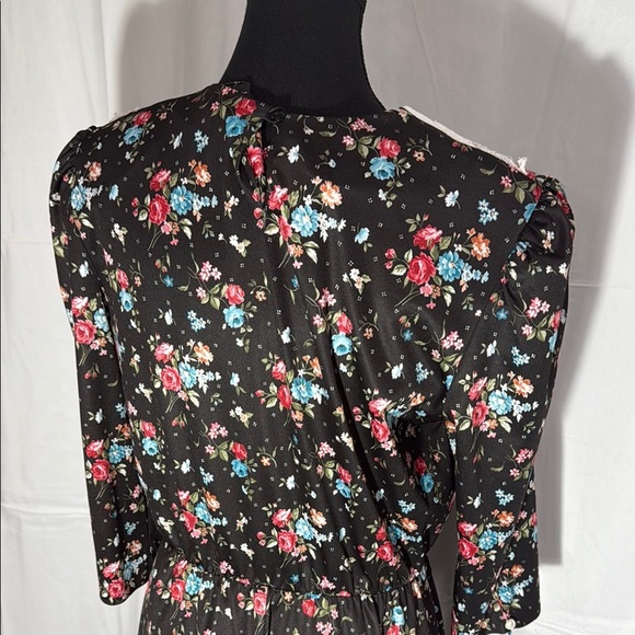 Whirlaway Frocks Floral Black Dress with Lace Collar Size 12P - Picture 9 of 11